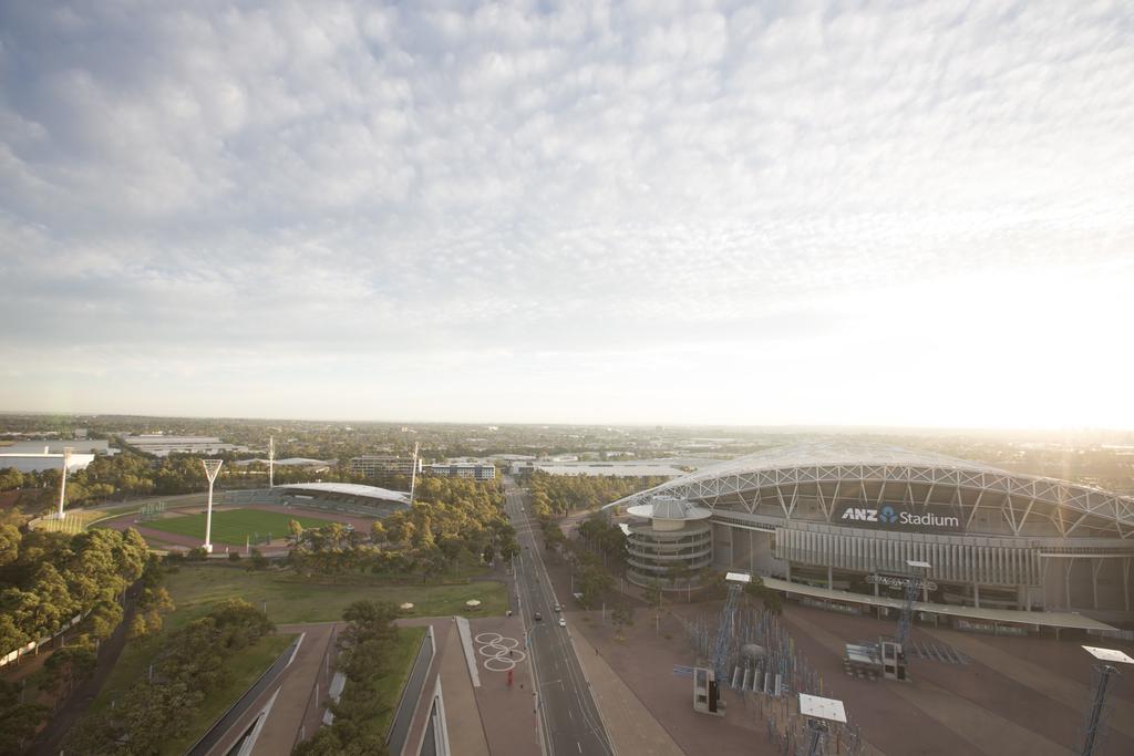 Ibis Sydney Olympic Park Hotel Exterior photo