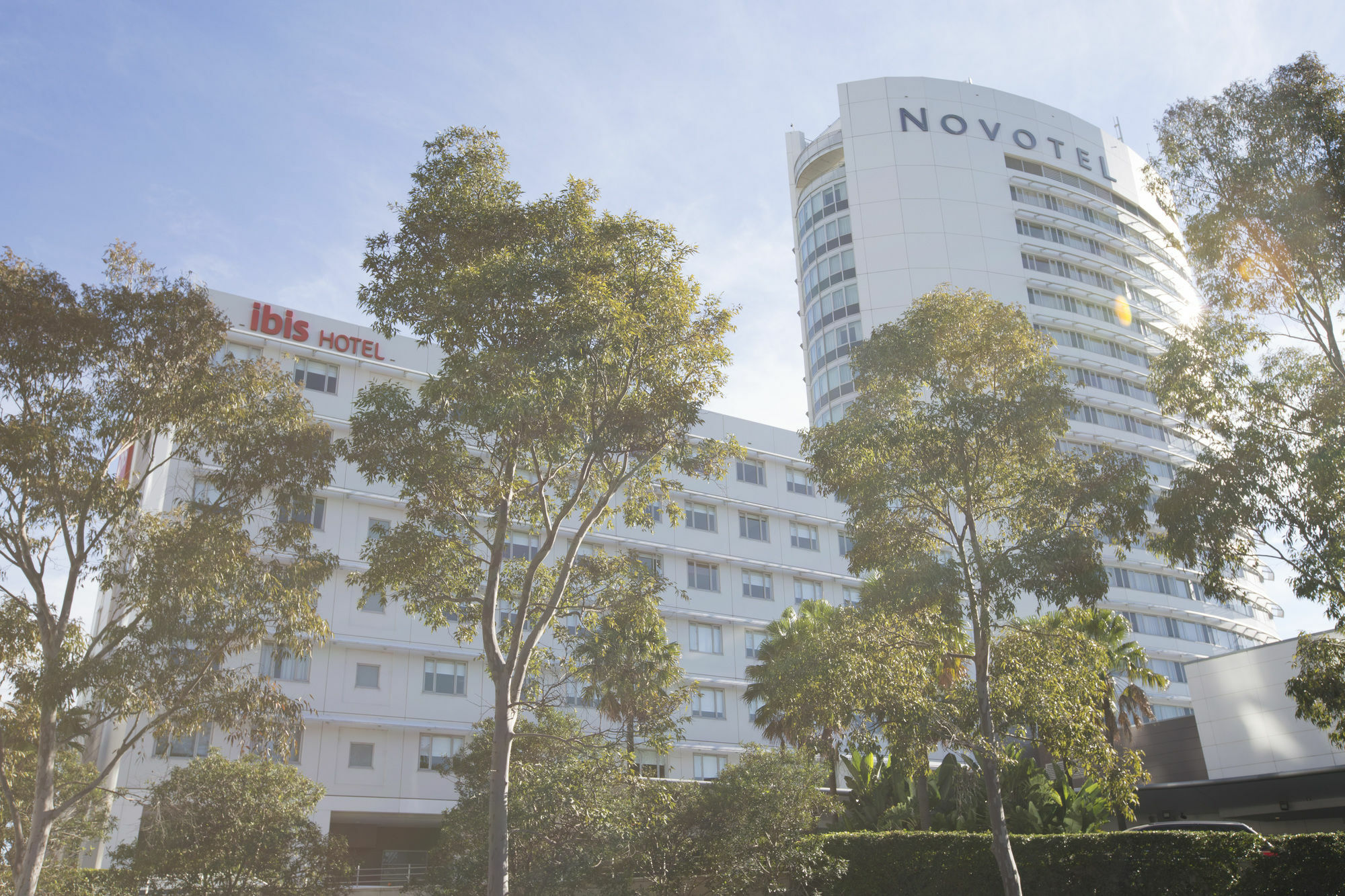 Ibis Sydney Olympic Park Hotel Exterior photo